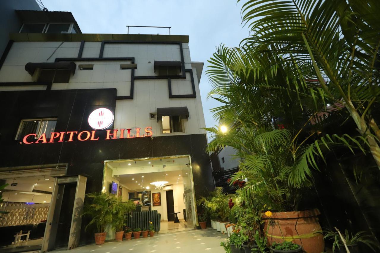 Hotel Capitol Hills Greater Kailash Delhi Neu-Delhi Exterior foto