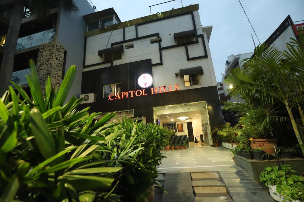 Hotel Capitol Hills Greater Kailash Delhi Neu-Delhi Exterior foto